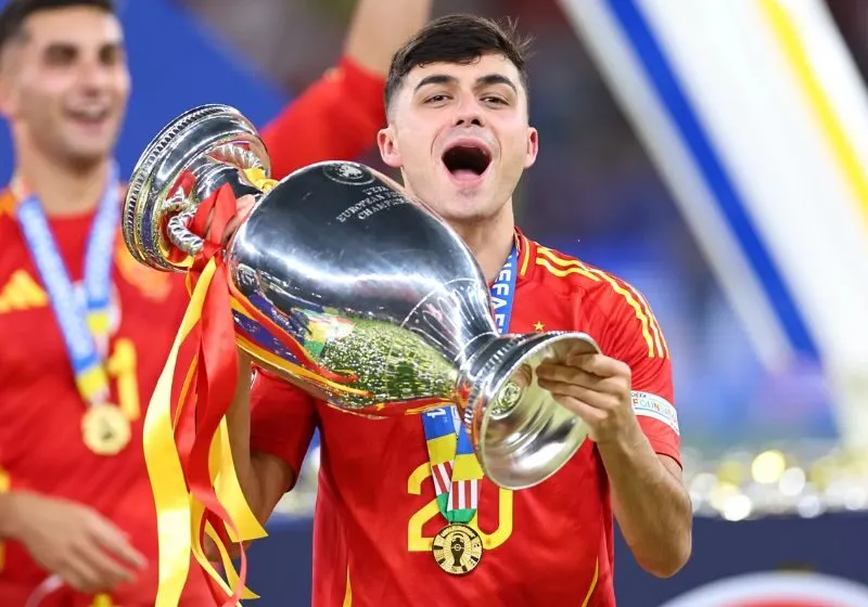 Pedri là một cầu thủ chủ chốt của ĐT Tây Ban Nha vô địch UEFA Nations League và EURO 2024
