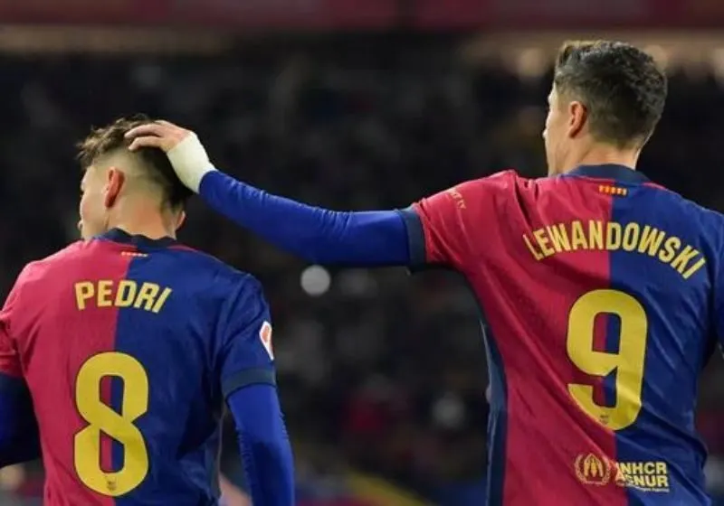 Pedri không tham dự Gala Quả bóng vàng