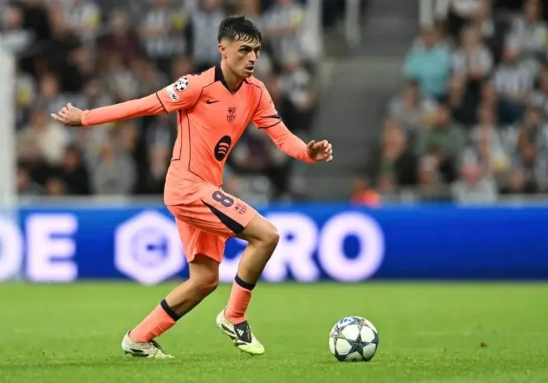 Pedri tỏa sáng trong trận gặp Newcastle