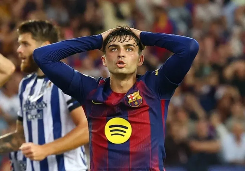 Thẻ đỏ đầu tiên của Pedri khiến Barca lo lắng